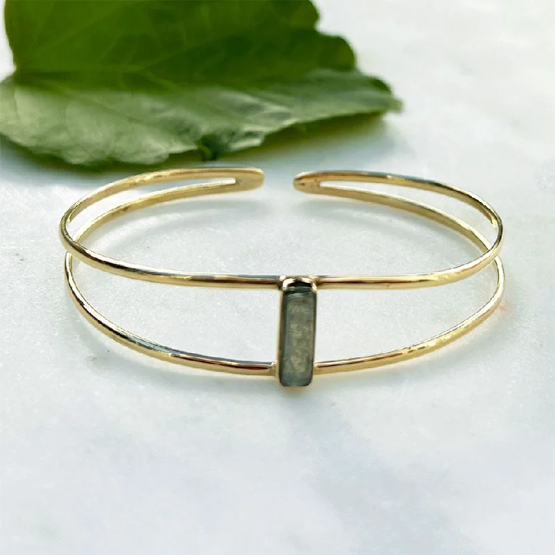 women’s diamond bracelets-Elegant Labradorite Bracelet, India