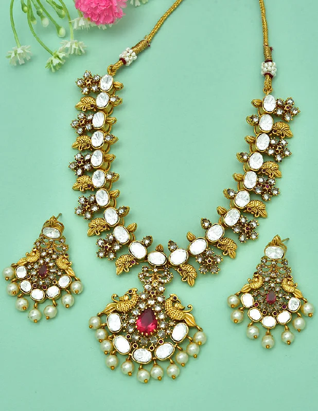 women’s delicate gold necklaces-Designer Antique Kundan Necklace Set