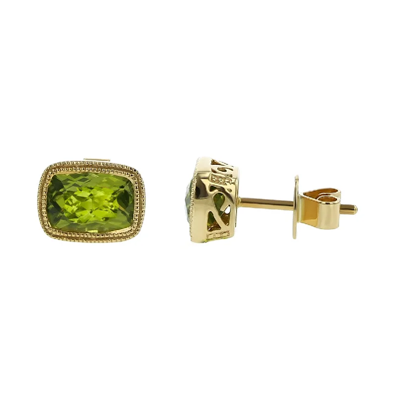 women’s luxury diamond earrings-Peridot 14k Yellow Gold Stud Earrings