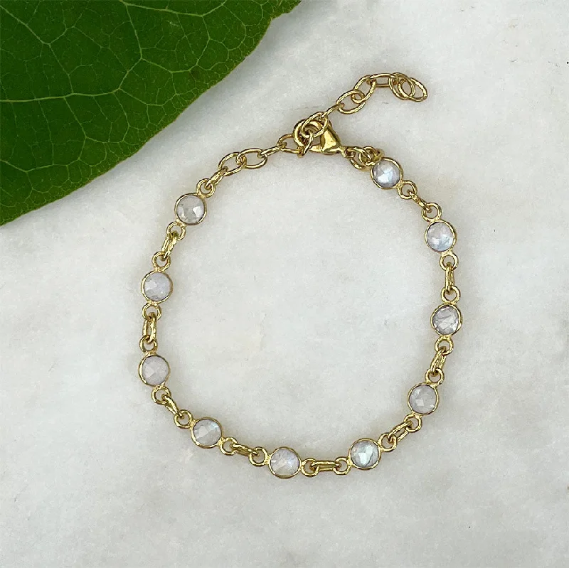 women’s vintage bracelets-Elegant Moonstone Chain Bracelet, India