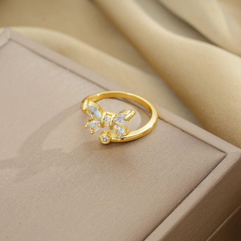 654 Butterfly Ring Gold