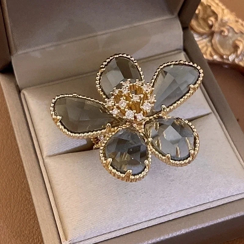 57# Open Ring-Transparent Crystal Flowers