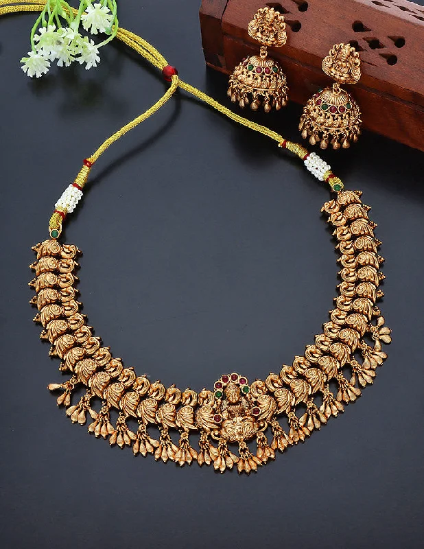 women’s birthday necklaces-Designer Matt Lakshmi Devi Kempu Necklace Set