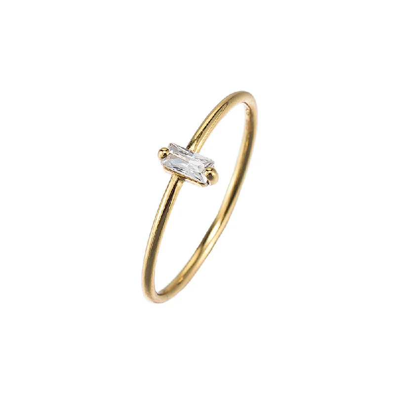 women’s diamond halo rings-Single Zirconia Ring