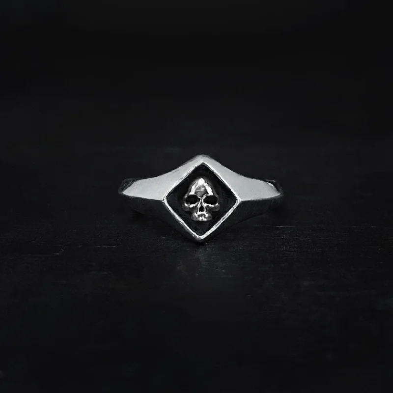 women’s pinky rings-Petit Skull Signet Ring